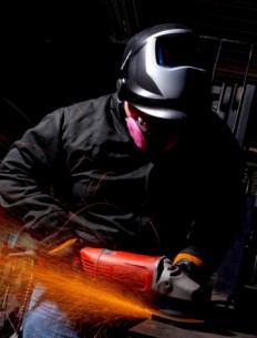 Efektywność i bezpieczeństwo w procesach obróbki stali